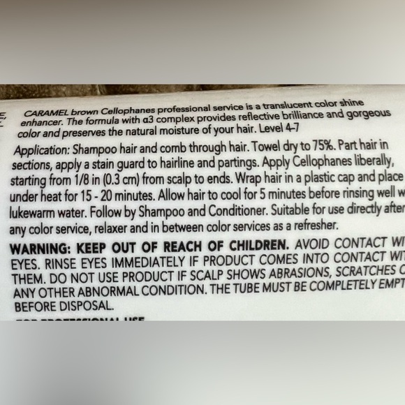 Sebastian cellophane golden blonde laminate hair color - Picture 3 of 5